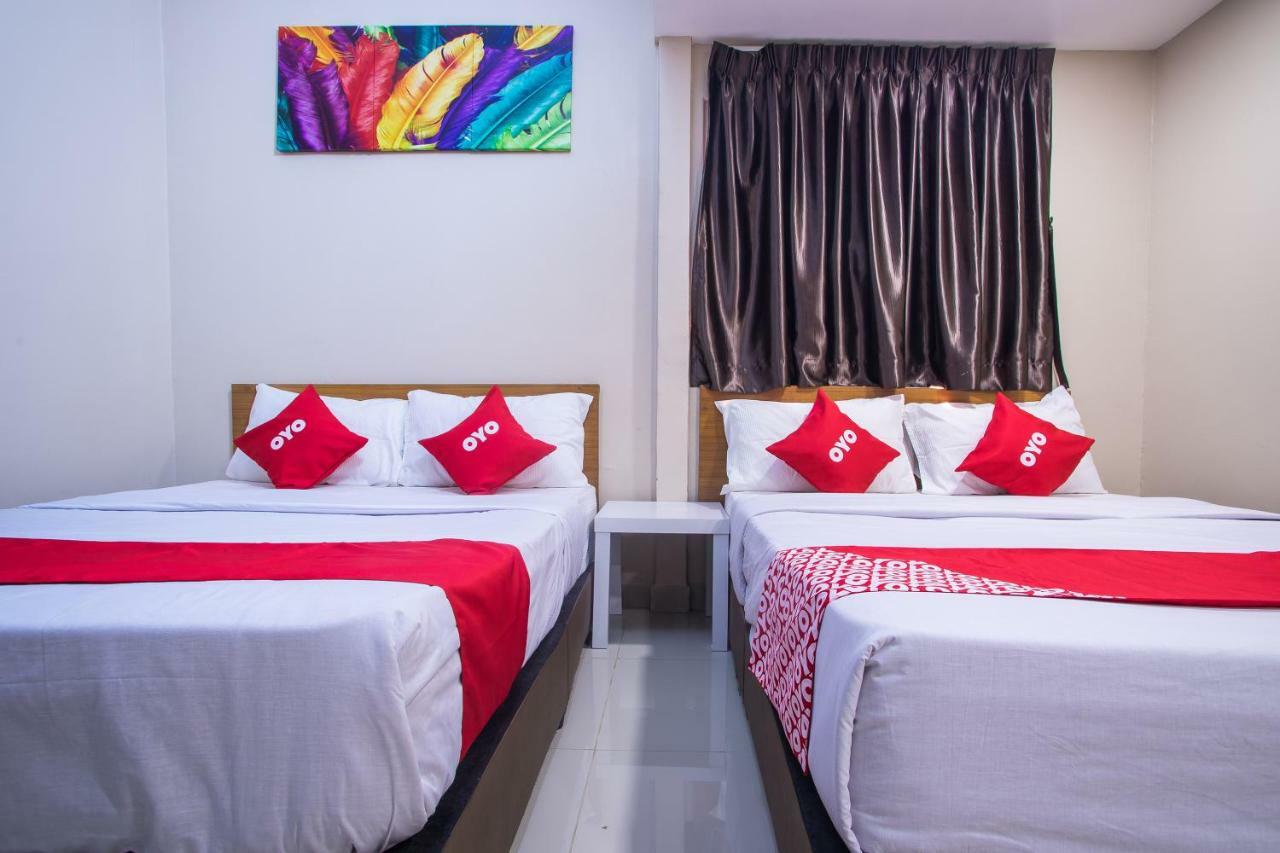 Oyo 43929 Adak Hotel 2*