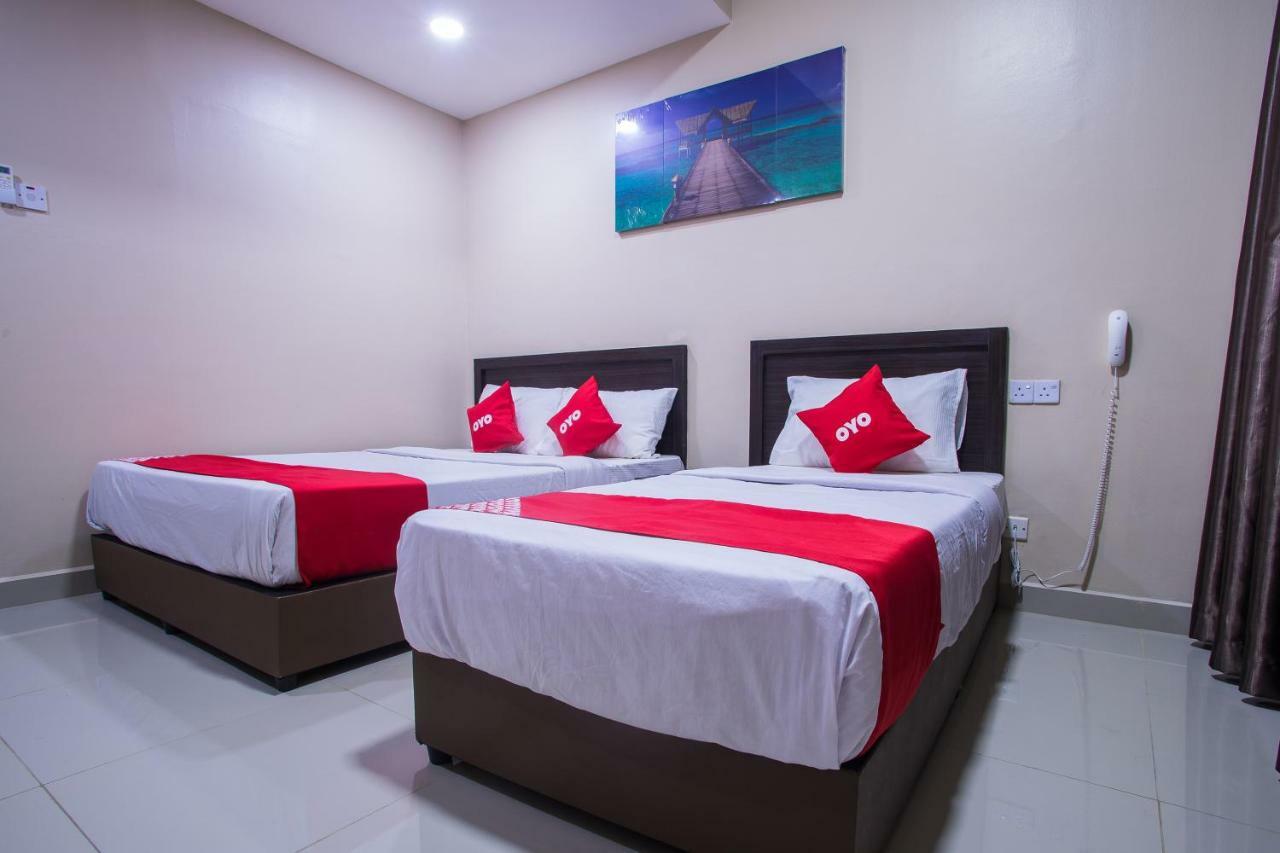 Hotel Oyo 43929 Adak 2*