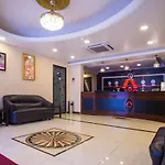 Oyo 43929 Adak Hotel